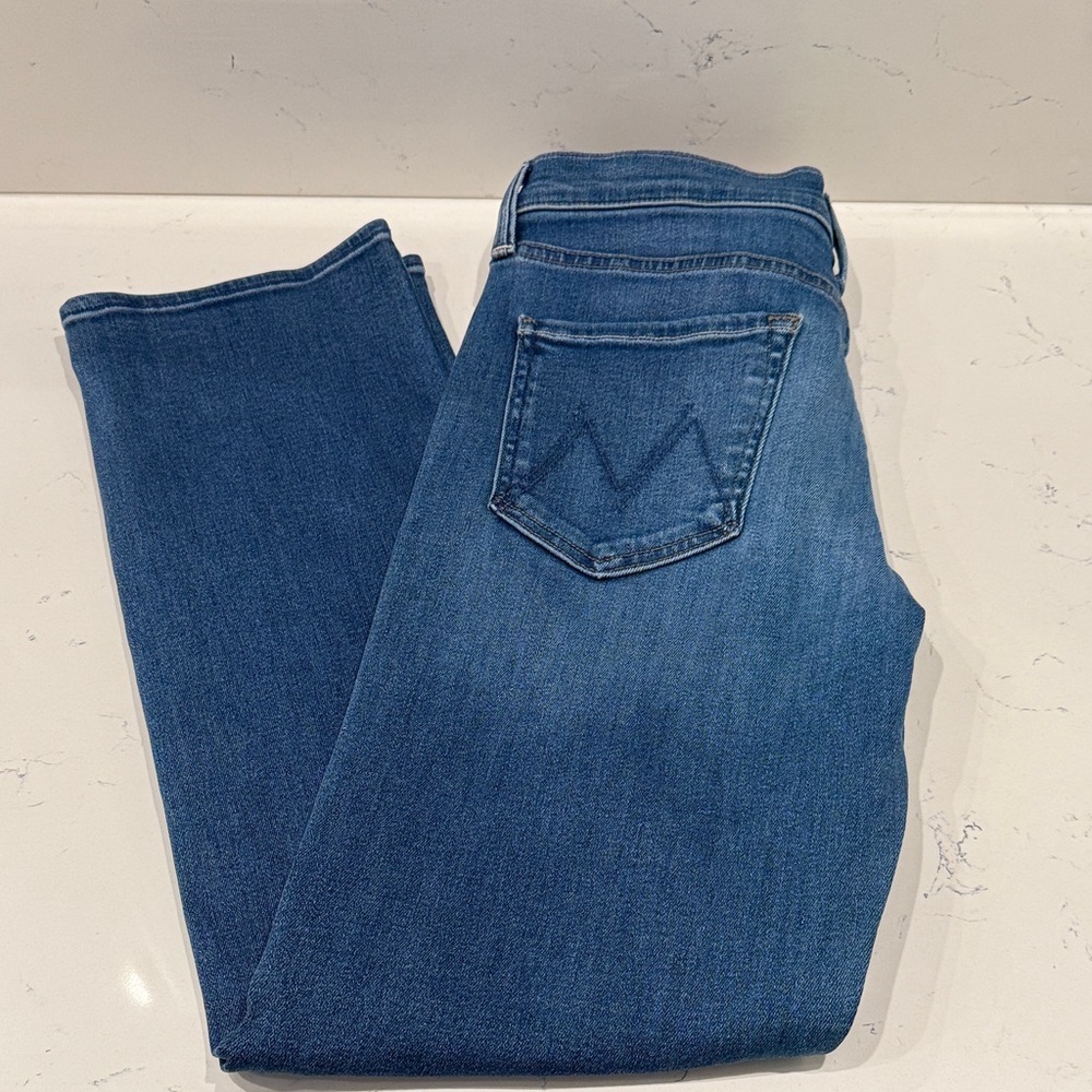 NEW WITHOUT TAGS!!! MOTHER Classic Blue Straight Leg Jeans - Picture 8 of 10